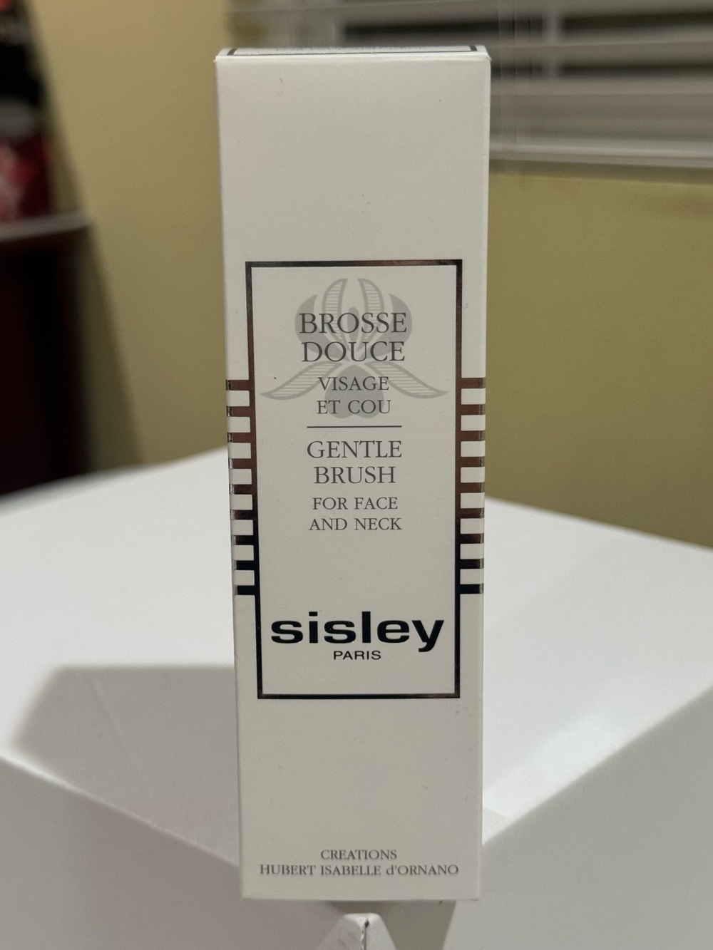 Gentle Brush Face and Neck